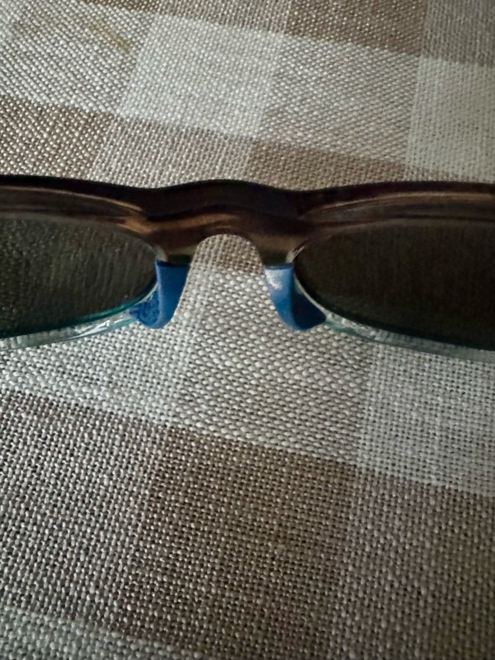 Costa Aleta Sunglasses - Tortoiseshell Frame with Blue polarized lenses. - Picture 11 of 11